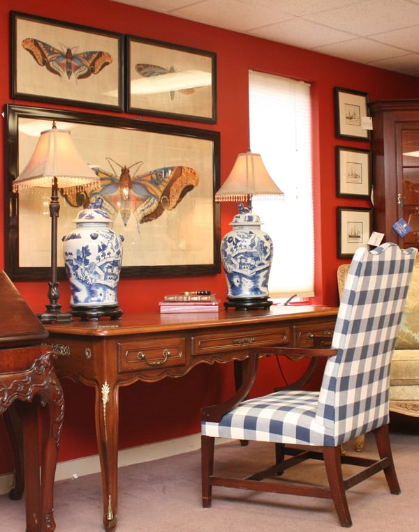 Furniture Consignment Gallery Featured on Chronicle!