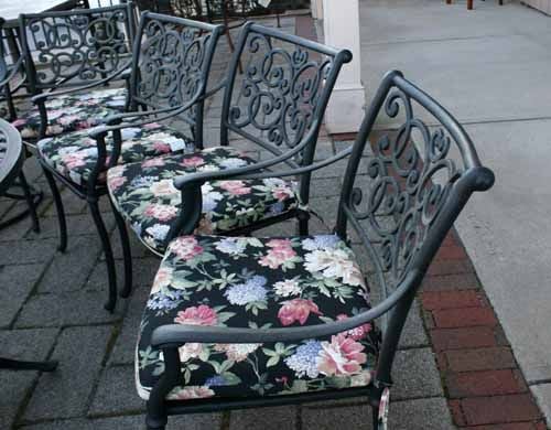 Outdoor Furniture Set "Piece of the Week"